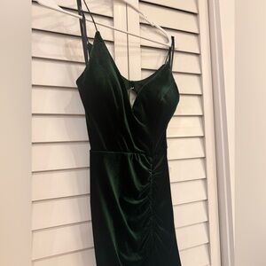 Windsor Hunter Green Velvet Maxi Dress